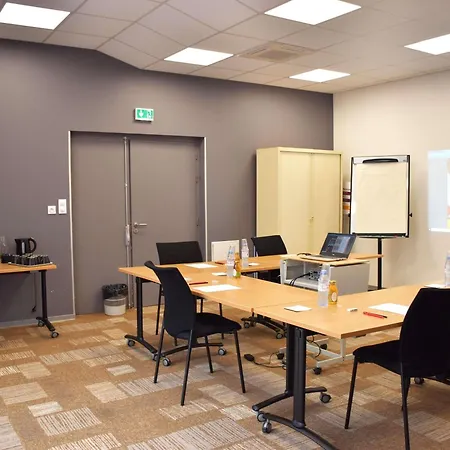 Ibis Rodez Centre-3